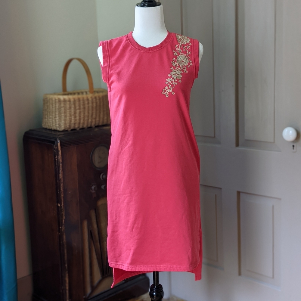 Luna Moon embroidered high low dress. EUC.